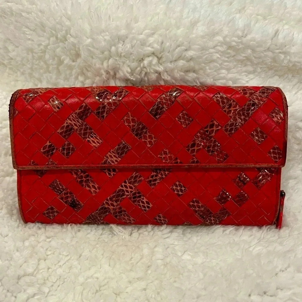 AS-IS Bottega Veneta snakeskin wallet Red - USED